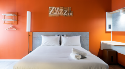 Blick in ein Hotelzimmer der Ibis-Gruppe