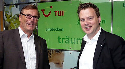 Sind auf langjährige Forderungen der Reisebüros eingegangen: TUI-Vertriebs-Manager Hasso von Düring (links) und Sibo Kuhlmann