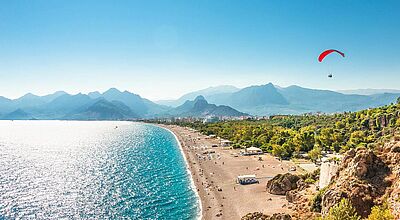 We-Flytour bietet zunächst Pauschalreisen und Hotel-only-Buchungen in der Türkei an