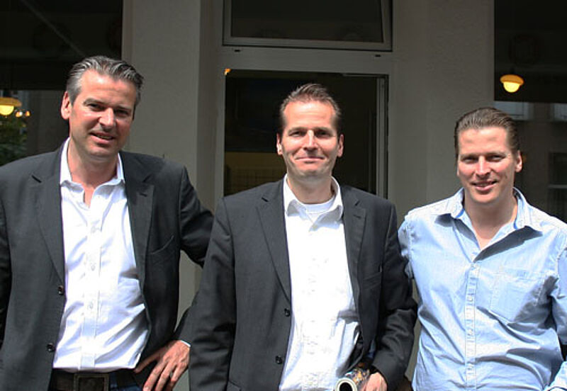 Freuen sich über steigende Umsätze: Die Olimar-Chefs Oliver, Markus und Pascal Zahn