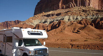 Wohnmobil von Roadbear im Nationalpark National Bridges in Utah