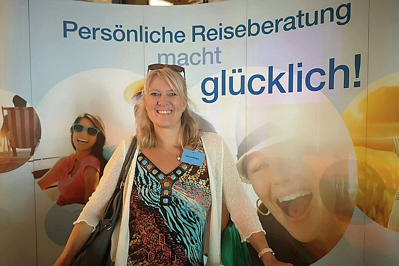 Seit Jahren erfolgreich für die TUI-Marke Take Off tätig: Die selbstständige Reiseberaterin Sabine Göttinger. Foto: privat