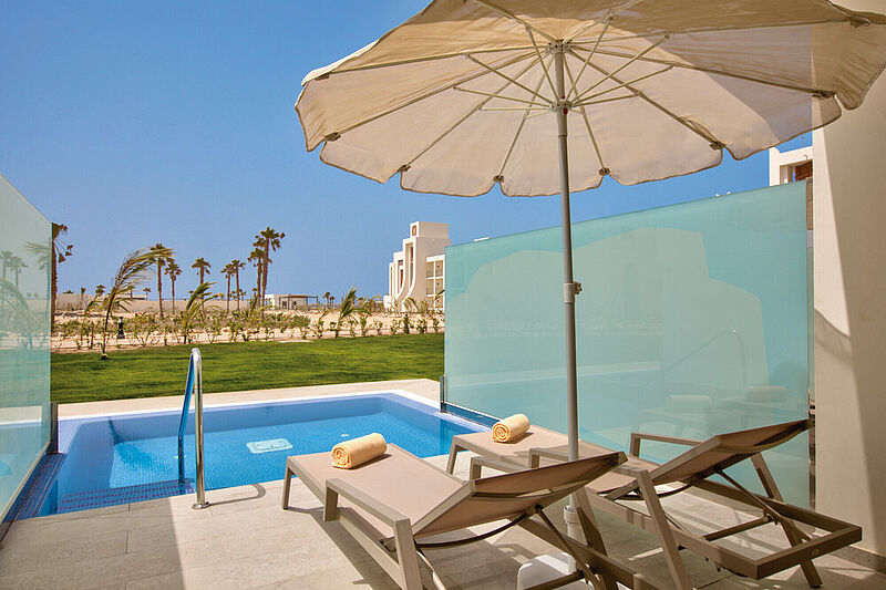 Einige der Zimmer im Riu Palace Santa Maria haben einen Plungepool