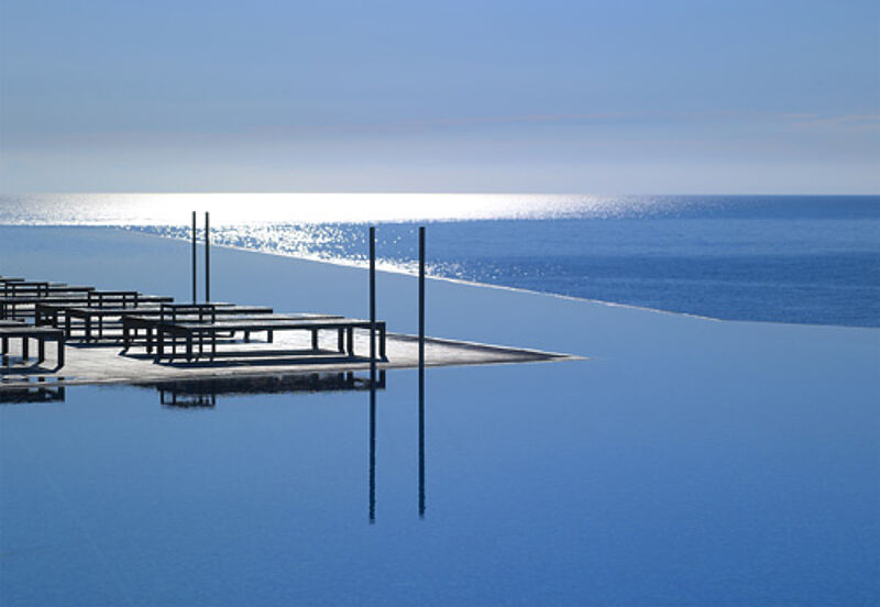 Freier Blick zum Meer: Pool des Verano-Hotels Michelangelo auf Kos