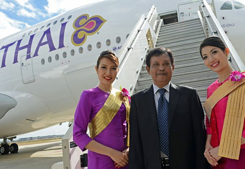 Montree Jumrieng, Vice President von Thai Airways, nahm den A380 von Airbus entgegen