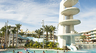 Nur einen Katzensprung von den Universal-Themenparks Islands of Adventure und Universal Studios Florida entfernt: das Cabana Bay Beach Resort