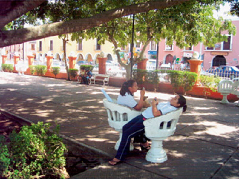Auf dem Zocalo von Valladolid kann man sich prima entspannen.