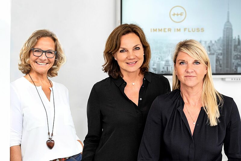 Als Spezialistin für Eventkonzepte unterstützt Christiane Blaeser (rechts) ab sofort Tina Kirfel (Mitte) und Bettina Zwickler (links) bei „Immer im Fluss“