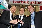 Gastgeber Mike Büttner von der URV (Mitte) mit Reisebüro-Inhaber und DRV-Vorstand Alexander Schulten (Reiseservice Schulten) und Michael Körner (links)
