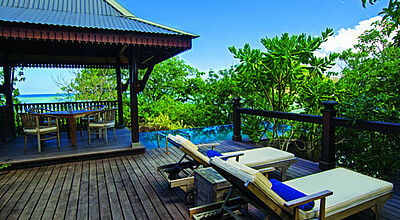Das Enchanted Island Resort bietet zehn Villen mit privatem Pool