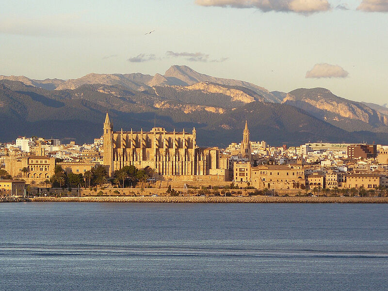 Mallorca wird auch im Sommer 2020 mehrmals am Tag angeflogen. Foto: cocoparisienne/pixabay