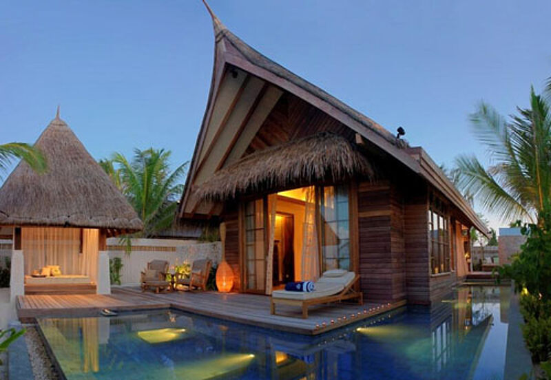 Alle 91 Villen im Jumeirah Vittaveli haben einen eigenen Pool