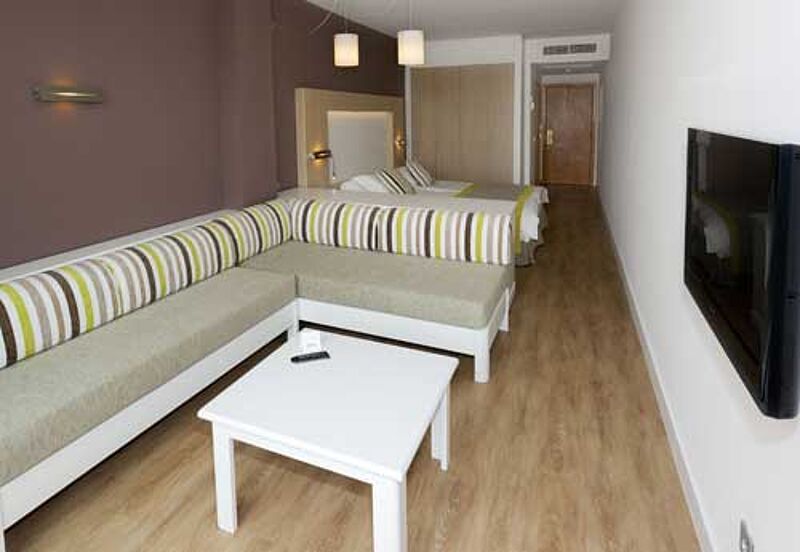 Auch das Mariant Park Hotel (im Bild) wurde von Alltours renoviert, blieb aber im Charakter erhalten