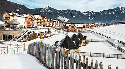Das Familux Resort Dachsteinkönig im Salzkammergut bietet 90 Wochenstunden Kinderbetreuung. Foto: Daniela Jacob