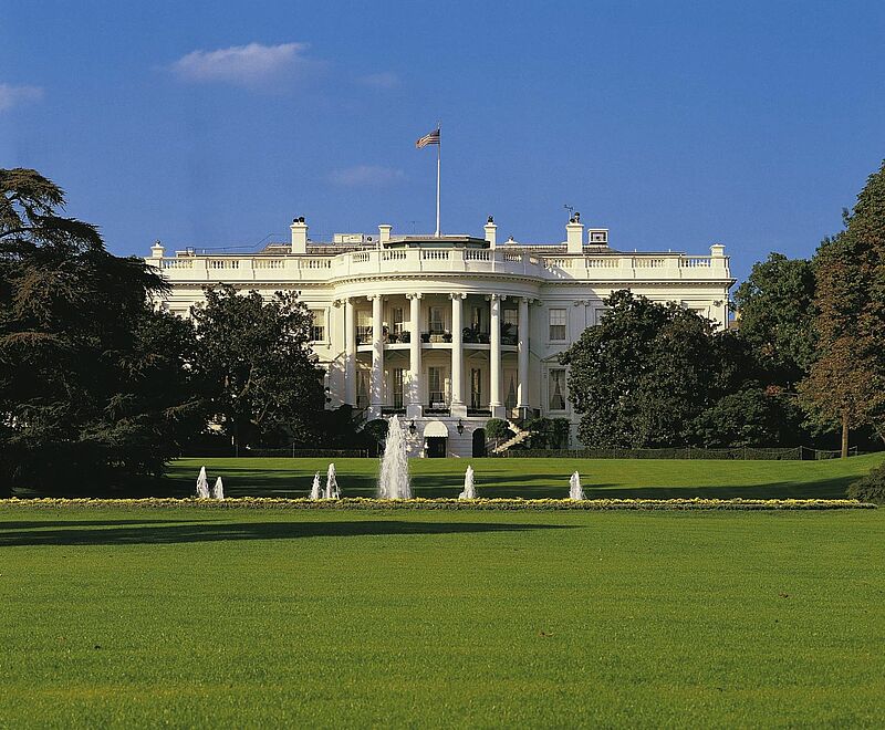 Nach dem Machtwechsel für viele Deutsche wieder ein attraktives Reiseziel: die USA, hier das Weiße Haus in Washington DC