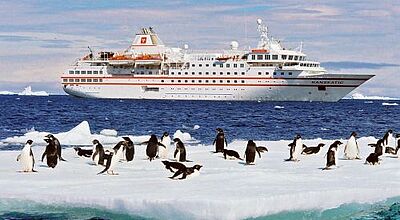 Die Hanseatic in der Antarktis. Foto: HLK Die Hanseatic in der Antarktis. Foto: HLK