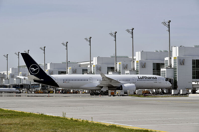 Ein A-350-Flieger von Lufthansa auf dem Weg nach Seoul kehrte am Samstag nach München zurück. Foto: Lufthansa