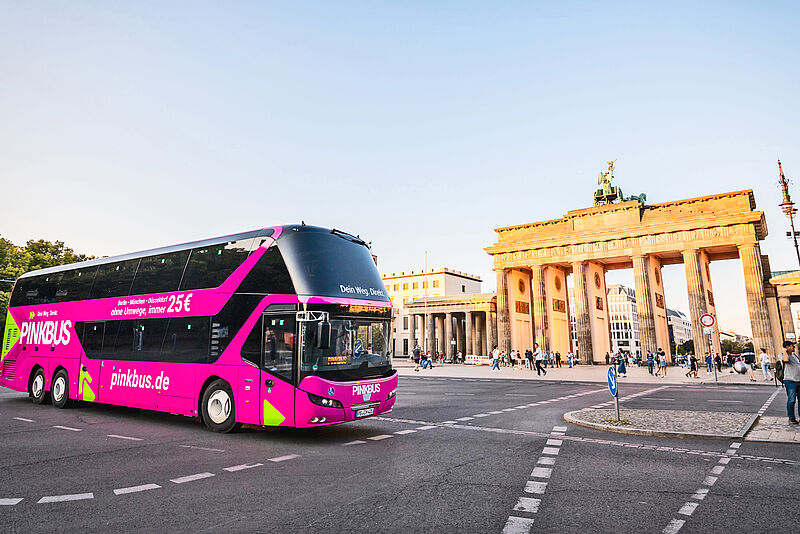 Seit 1. Juli sind die Busse von Pinkbus auf Deutschlands Straßen unterwegs