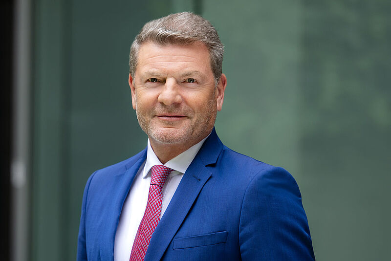  Porträtbild von Jens Bischof, Präsident des Luftverkehrsverbands BDL
