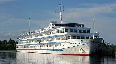 Die Anastasia kreuzt 2010 zwischen Moskau und St. Petersburg. Foto: Transocean Die Anastasia kreuzt 2010 zwischen Moskau und St. Petersburg. Foto: Transocean