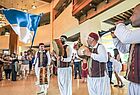 Großer Empfang auch im Übernachtungshotel, mit tunesischer Folklore-Musik und Flaggen im Iberostar Selection Royal El Mansour