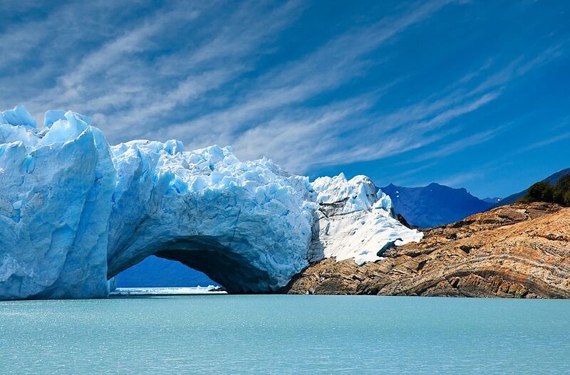 Bei der neuen Tour „Argentinien und Chile zum Kennenlernen“ sind die Gäste auch am Gletscher Perito Moreno. Foto: elnavegante/istockphoto