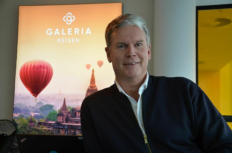 Galeria-Reisen-Geschäftsführer Rolf-Dieter Maltzahn ist stolz auf die neuen Flaggschiff-Büros in Frankfurt auf der Zeil und in Kassel