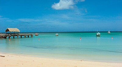 Tobago hat so viel karibisches Meer, dass sich die Touristen gut verteilen; viele Gäste sind tagsüber im Hinterland.