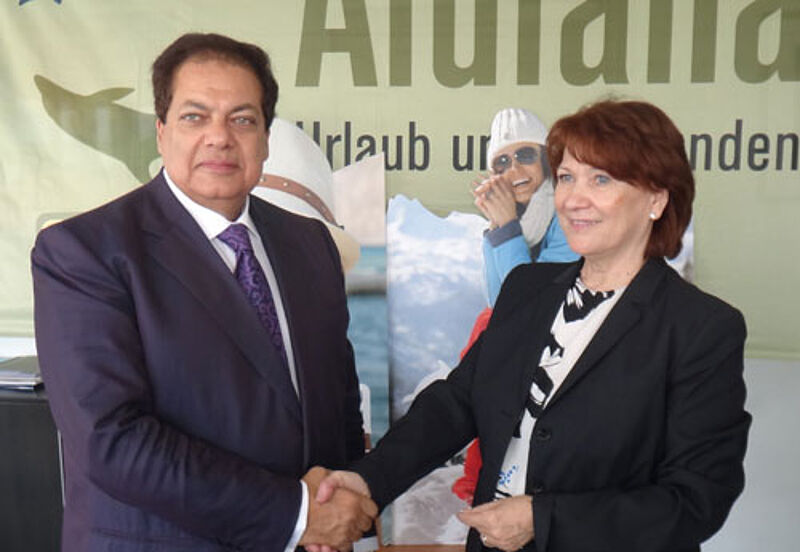 Ab sofort Kollegen: Gisela Sökeland und Cleoptra-Chairman Mohamed M. Abou El-Enein