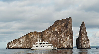 Neu im Programm: der Katamaran Seaman Journey