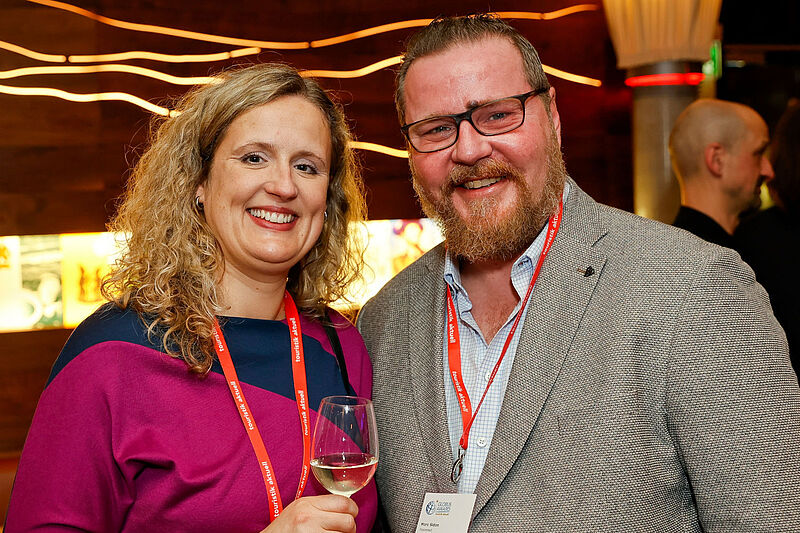 Ziel-Managerin Christina Neise Ende Januar mit Marc Sidon von Paxconnect auf der Globus Night von touristik aktuell. Foto: Torsten Zimmermann
