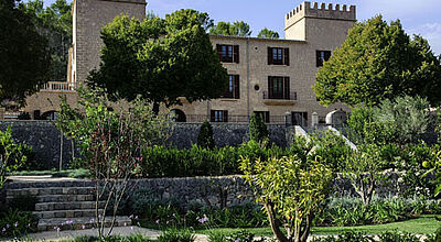 Das Hotel Castell Son Claret bietet 38 Zimmer