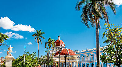 Der Jose-Marti-Platz ist das Herz von Cienfuegos