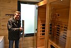 Sauna-Bad-Besichtigung in einem VIP-Haus: Michael Sprenger
