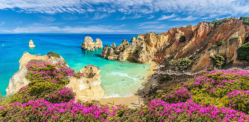 Die Algarve wird vom RKI nicht mehr als Hochrisikogebiet eingestuft. Foto: Balate Dorin/istockphoto