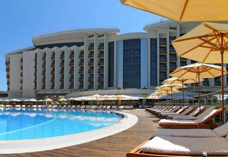 Das Kempinski Grand Hotel Gelendzhik liegt in einem acht Hektar großen Park. Foto: Kempinski