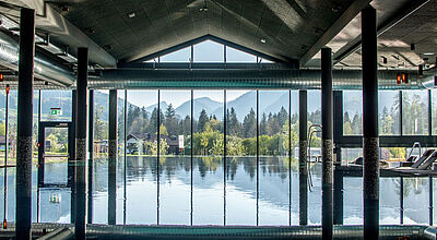 Das Aja Ruhpolding verfügt über Innen- und Außenpool
