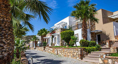 Der TUI Magic Life Bodrum ist im Fünf-Sterne-Segment angesiedelt und bietet 371 Zimmer Der TUI Magic Life Bodrum ist im Fünf-Sterne-Segment angesiedelt und bietet 371 Zimmer