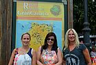 In Cruz de Tejeda, dem Mittelpunkt Gran Canarias (von links): Sonja Eicke (Alltours Reisecenter, Bassum), Jutta Stulik (Reisebüro Ehringhausen) und Petra Schmitt-Mauer (P2 Reiseportal, Wesseling)