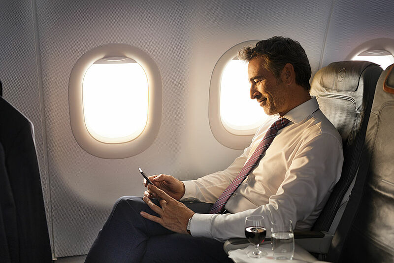 Auch Business-Class-Kunden erhalten auf mehr Lufthansa-Maschinen Internet-Zugang