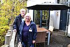Sabine und Roland Stammer auf der Baumhaus-Terrasse