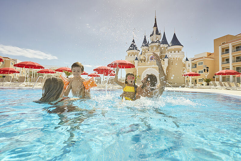Im Fantasia-Schloss können die Urlauber auch übernachten
