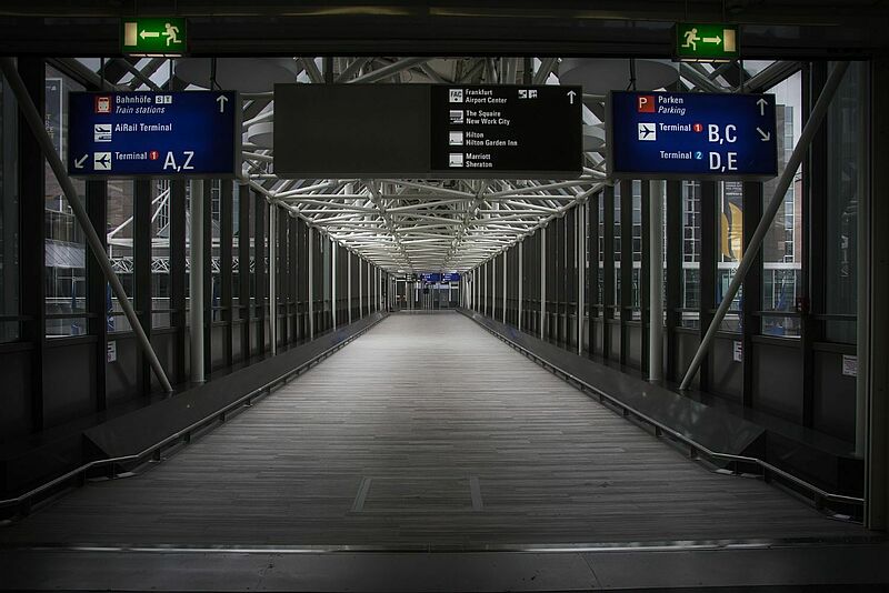 Gähnende Leere am Frankfurter Flughafen: Insgesamt sind im vergangenen Jahr 75 Prozent weniger Passagiere an den deutschen Flughäfen verzeichnet worden