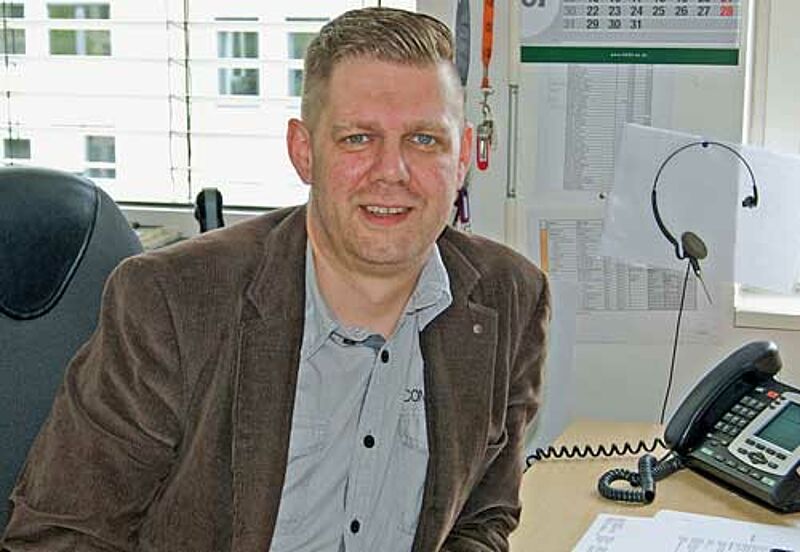 Tobias Türke ist einer von vier Teamleitern im Servicecenter Erf24 in Erfurt. Foto: Erf24