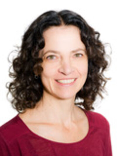 Julia Treuherz Julia Treuherz