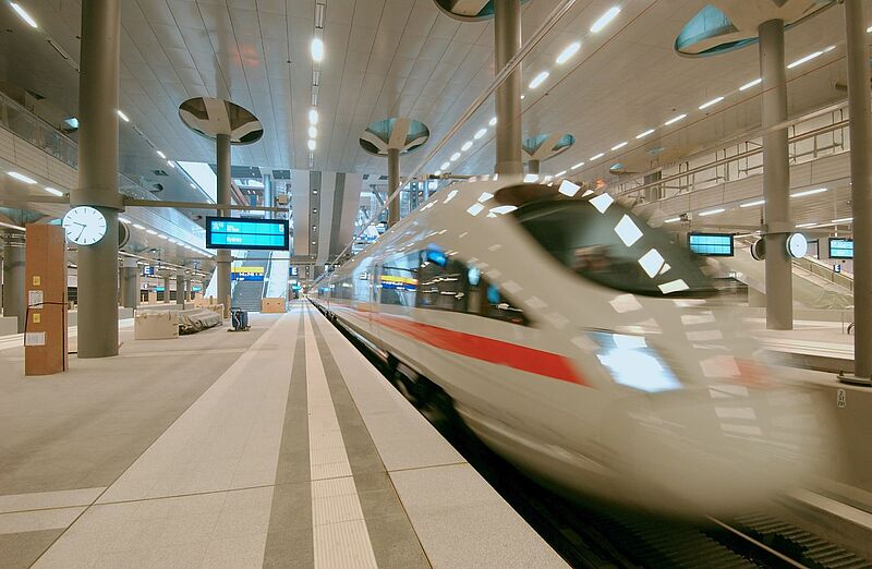 Die Deutsche Bahn bietet ihren Fahrgästen mehr Platz in den Zügen