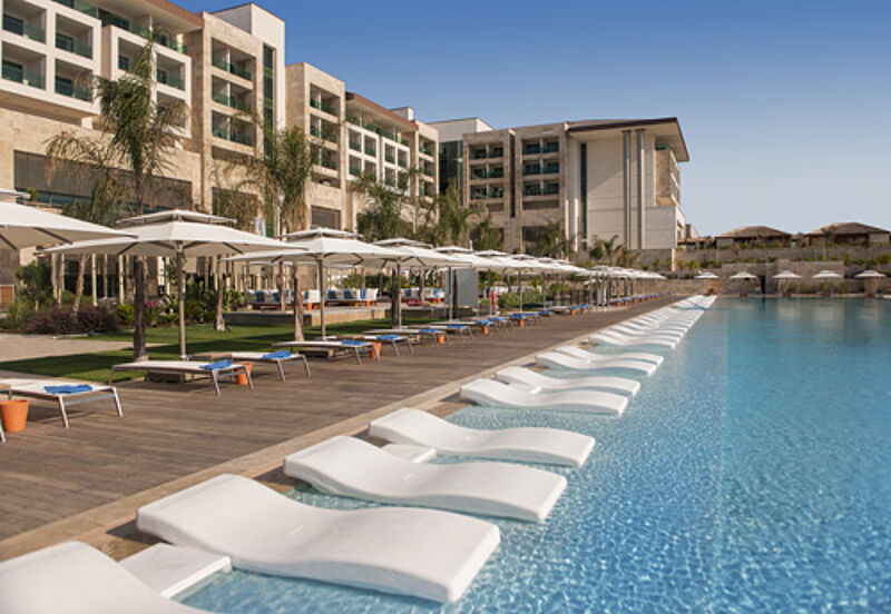 Nach dem erfolgreichen Start des Regnum Carya Resorts will der Besitzer der Anlage in bestehende Hotels investieren