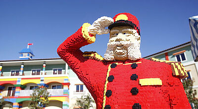 Concierge aus bunten Steinchen: Im kalifornischen Legoland hat ein neues Hotel eröffnet