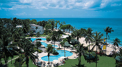 Eines der Hotels im Portfolio von Lowcostbeds: das Almond Beach Village auf Barbados