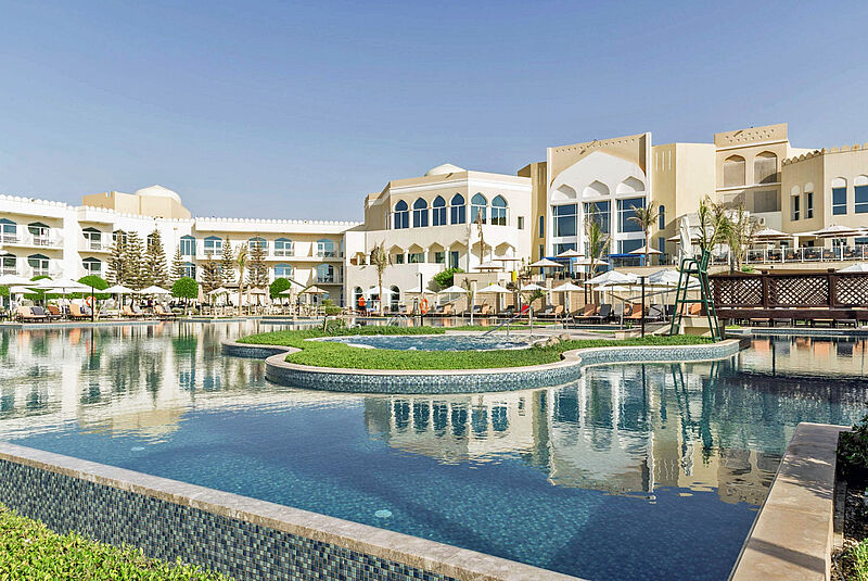 Das Kairaba Mirbat Resort liegt feinsandigen Indischen Ozean in Oman